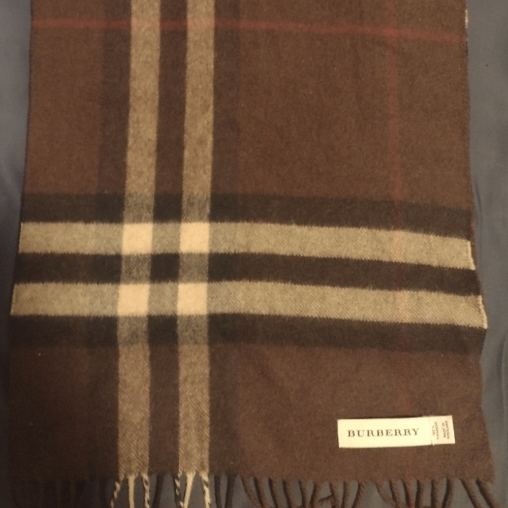 Burberry Giant icon check scarf